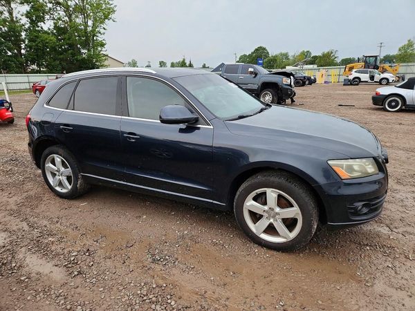 2012 AUDI Q5 Premium Plus