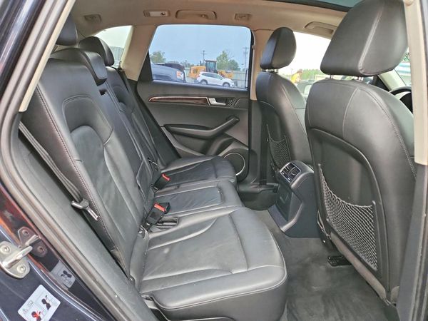 2012 AUDI Q5 Premium Plus