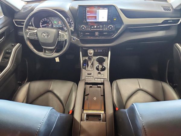 2022 TOYOTA HIGHLANDER