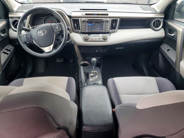 2015 TOYOTA RAV4 XLE (M Grade)