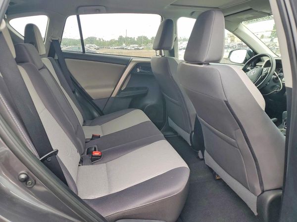 2015 TOYOTA RAV4 XLE (M Grade)