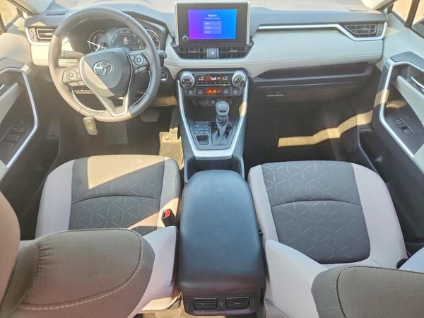 2025 TOYOTA RAV4