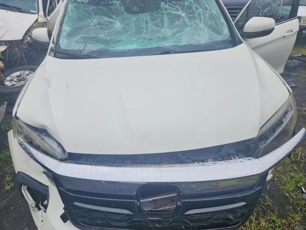 2019 HONDA PILOT EX — Engine bay