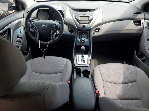 2013 HYUNDAI ELANTRA