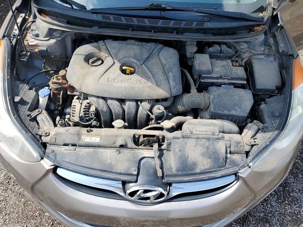 2013 HYUNDAI ELANTRA