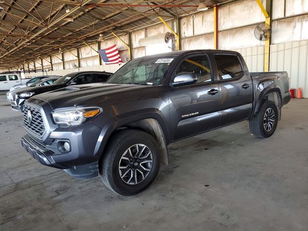 2022 TOYOTA TACOMA SR5