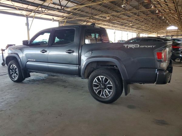 2022 TOYOTA TACOMA SR5