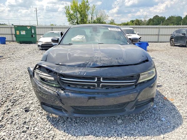 2017 DODGE CHARGER SE