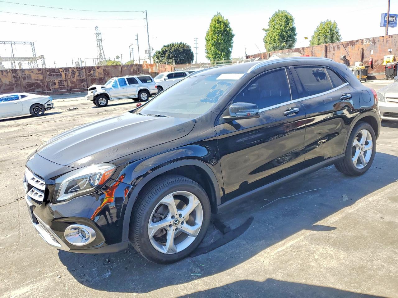 2020 MERCEDES-BENZ GLA