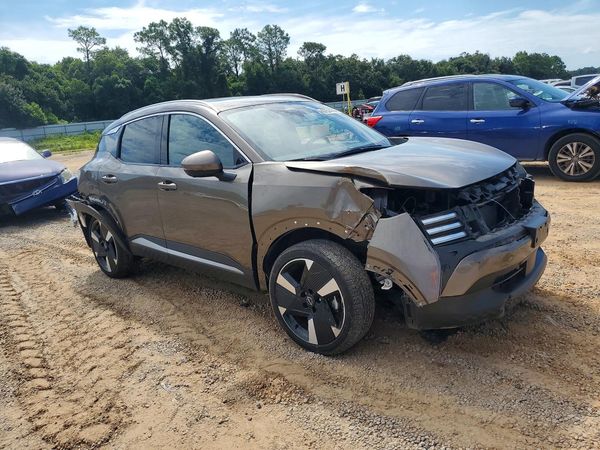 2025 NISSAN KICKS