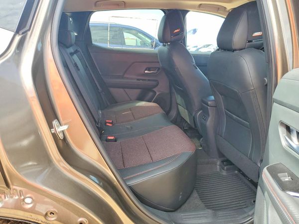 2025 NISSAN KICKS