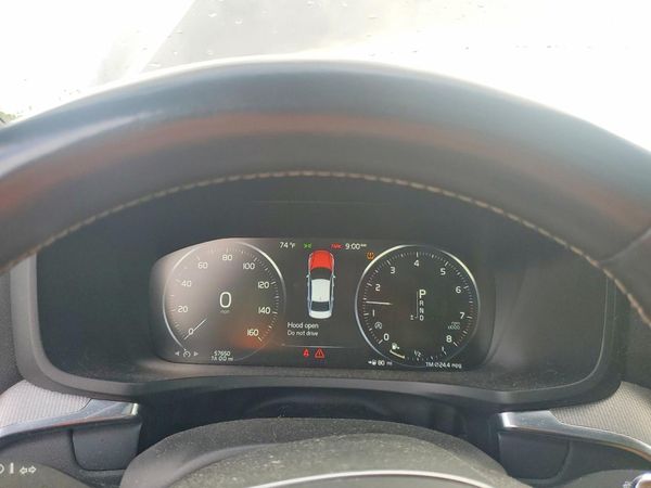 2019 VOLVO S60