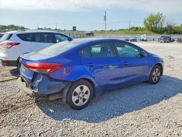2017 KIA FORTE