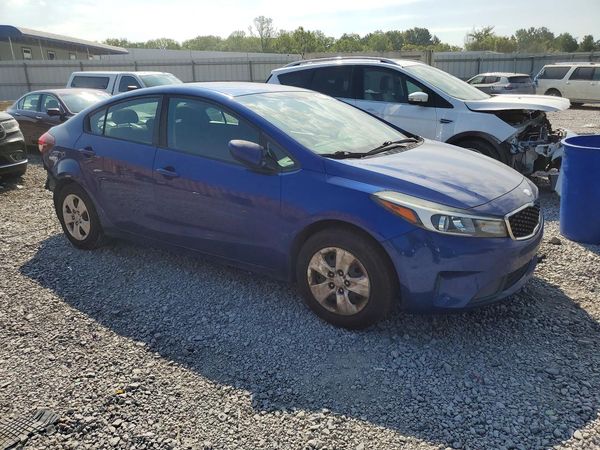 2017 KIA FORTE