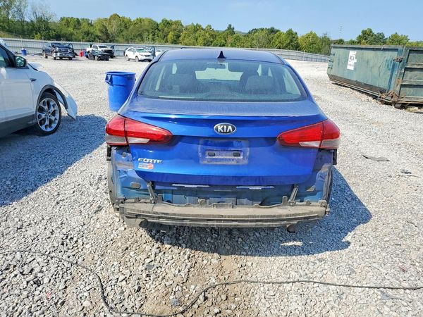 2017 KIA FORTE