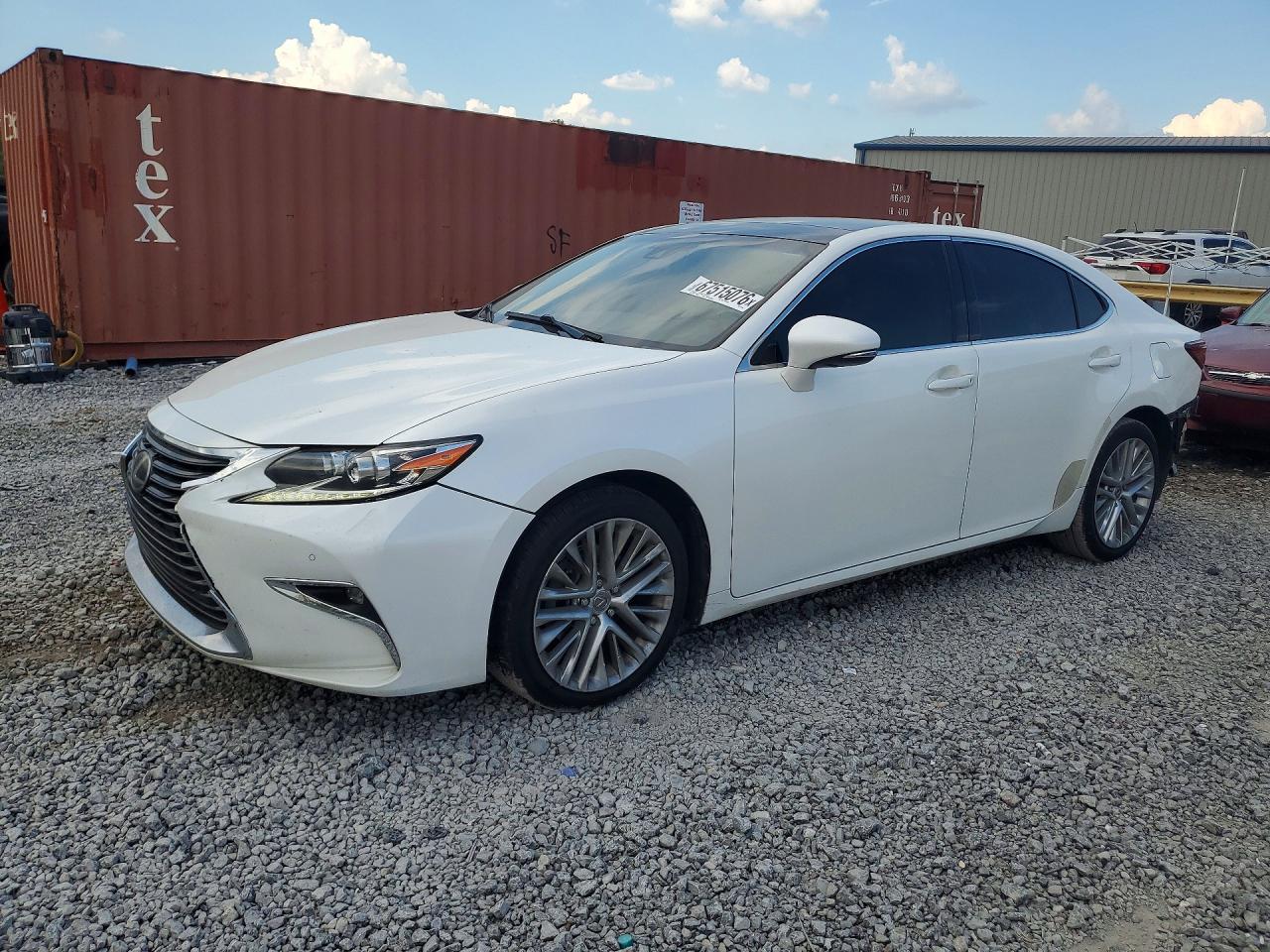 2016 LEXUS ES