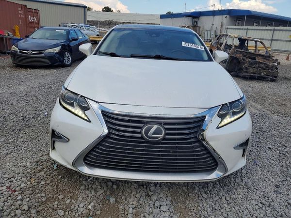 2016 LEXUS ES