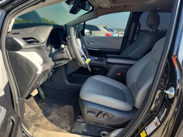 2025 TOYOTA SIENNA — DENT