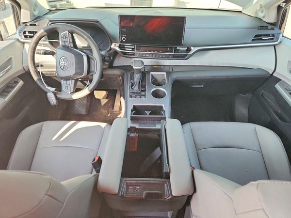 2025 TOYOTA SIENNA — CKPT