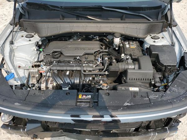 2024 HYUNDAI KONA SE