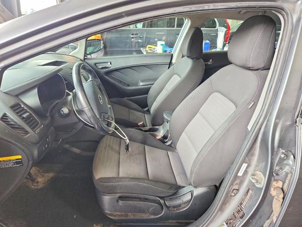 2014 KIA FORTE