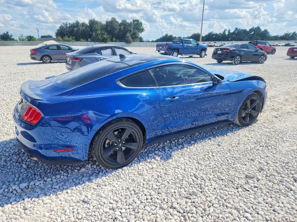2022 FORD MUSTANG
