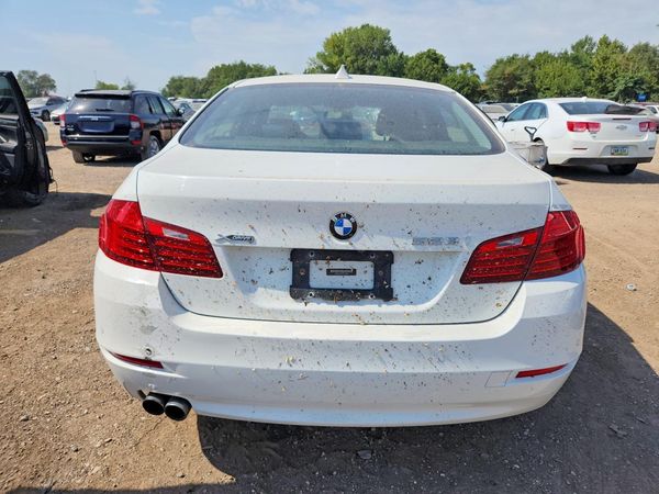 2016 BMW 528