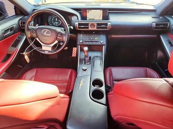 2015 LEXUS IS