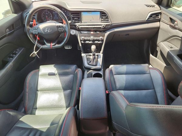 2019 HYUNDAI ELANTRA