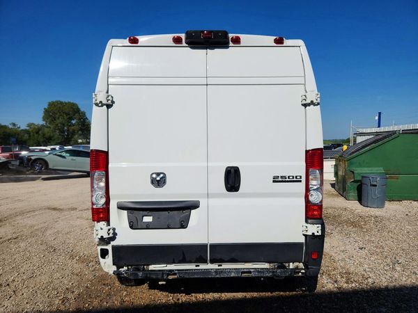 2025 RAM PROMASTER 2500