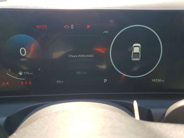 2025 HYUNDAI SANTA CRUZ SEL Activity — ODOM