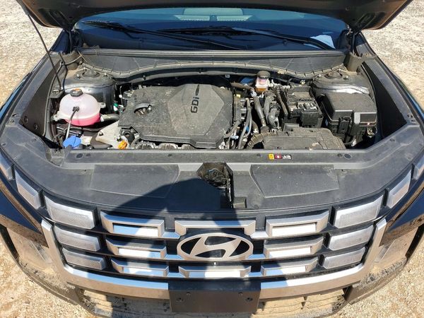 2025 HYUNDAI SANTA CRUZ SEL Activity — Engine bay