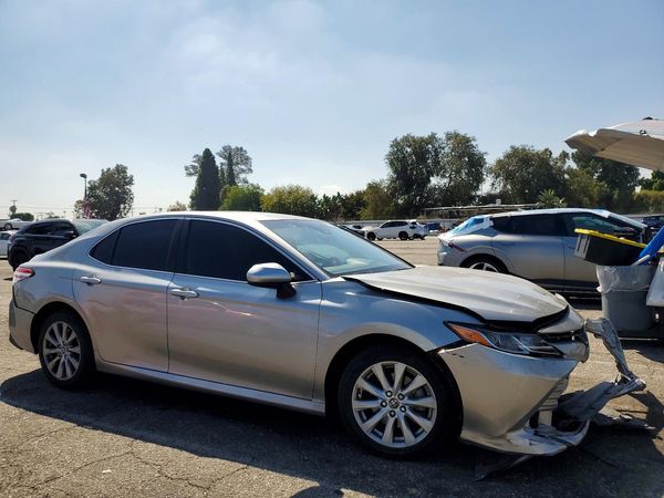 2019 TOYOTA CAMRY