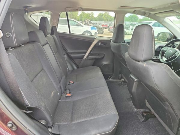 2017 TOYOTA RAV4 XLE