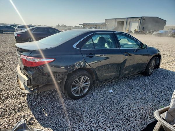 2015 TOYOTA CAMRY