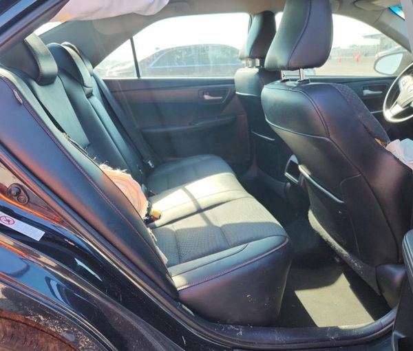 2015 TOYOTA CAMRY
