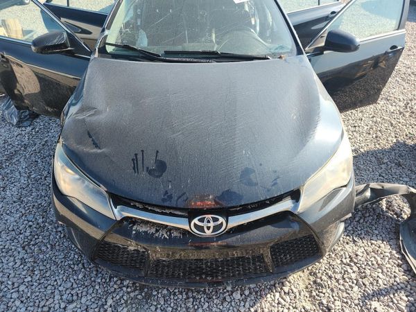 2015 TOYOTA CAMRY