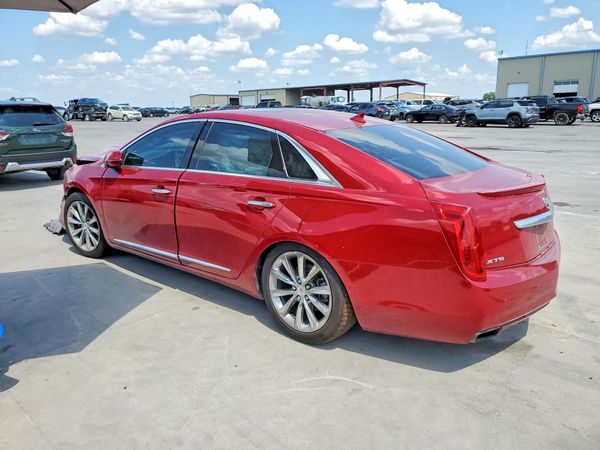 2013 CADILLAC XTS Luxury