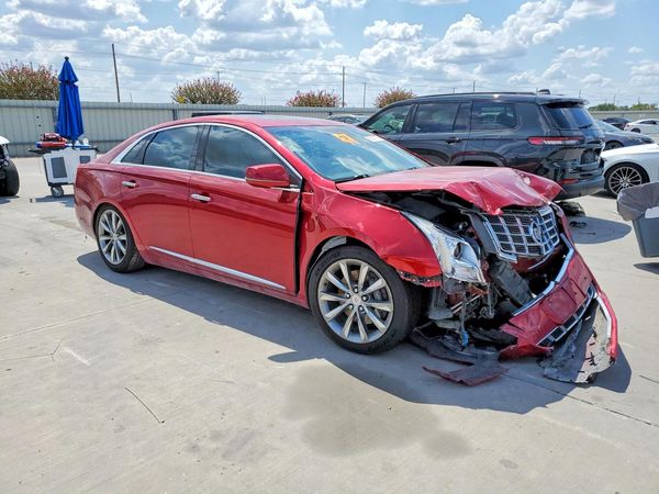 2013 CADILLAC XTS Luxury