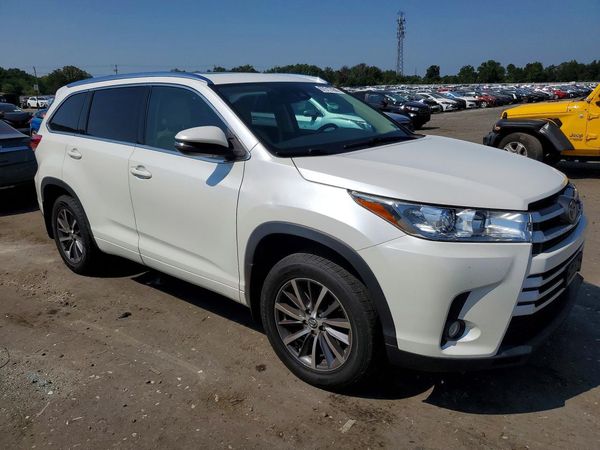 2018 TOYOTA HIGHLANDER SE/XLE