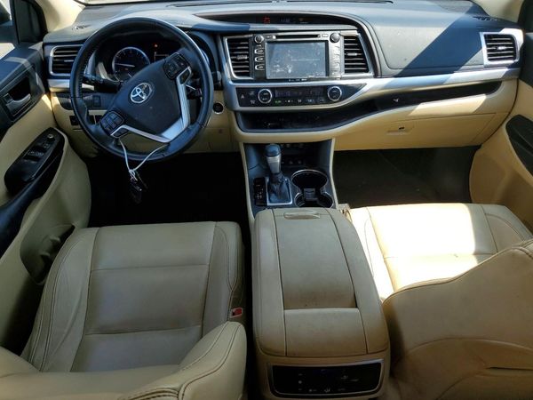 2018 TOYOTA HIGHLANDER SE/XLE