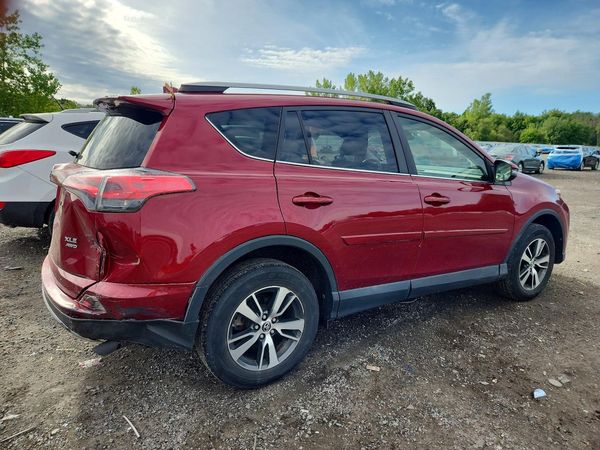 2018 TOYOTA RAV4 Adventure/XLE