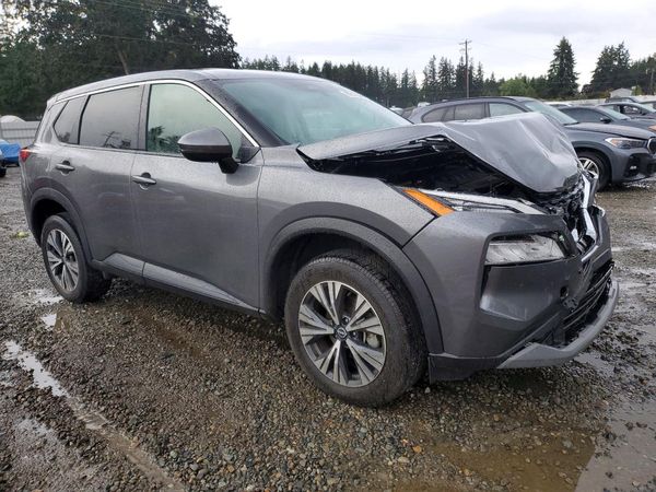 2022 NISSAN ROGUE SV — Passenger 3/4