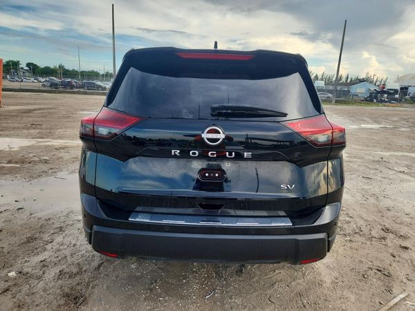 2024 NISSAN ROGUE SV — DIRR