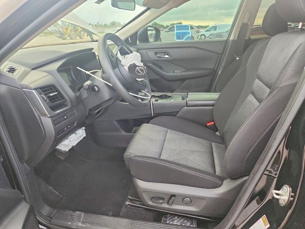 2024 NISSAN ROGUE SV — DENT