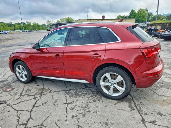 2020 AUDI Q5