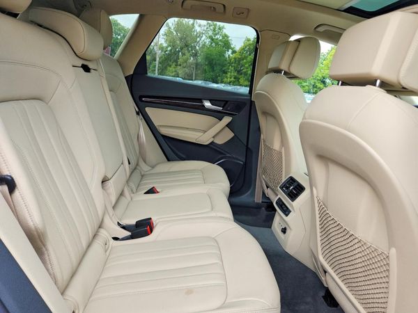 2020 AUDI Q5