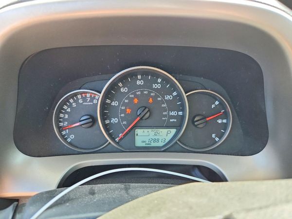 2016 TOYOTA RAV4 LE (X Grade)