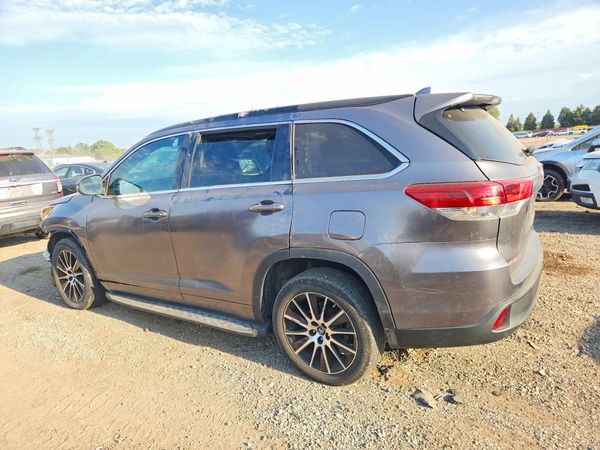 2017 TOYOTA HIGHLANDER SE/XLE