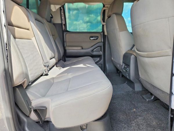 2023 NISSAN FRONTIER Crew Cab